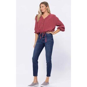 Judy Blue Mid-Rise Mineral Wash Relaxed Fit Ankle Jeans Sz 24